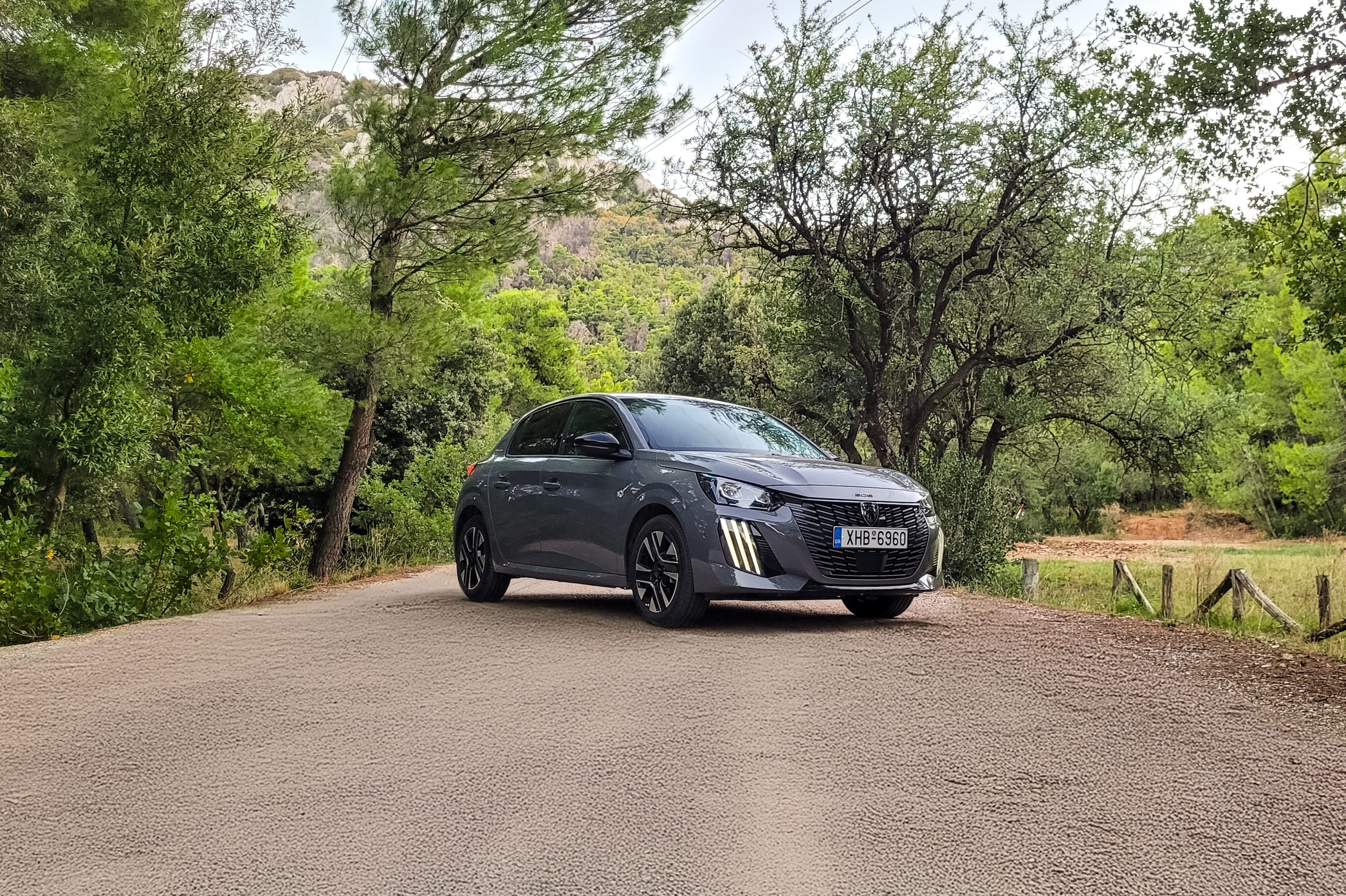 Δοκιμή: Peugeot 208 Hybrid e-DCS6