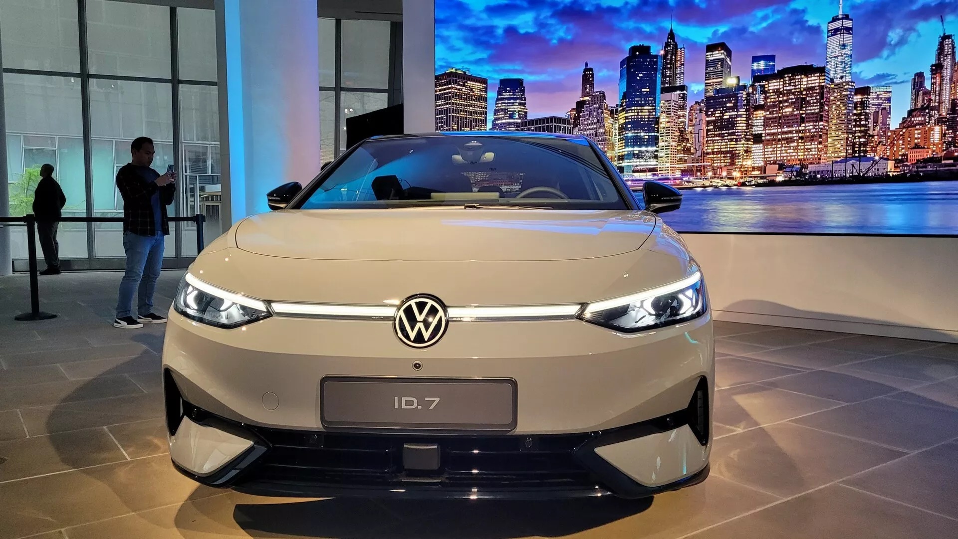 Το VW ID.7 θα «ντεμπουτάρει» στις ΗΠΑ το 2025