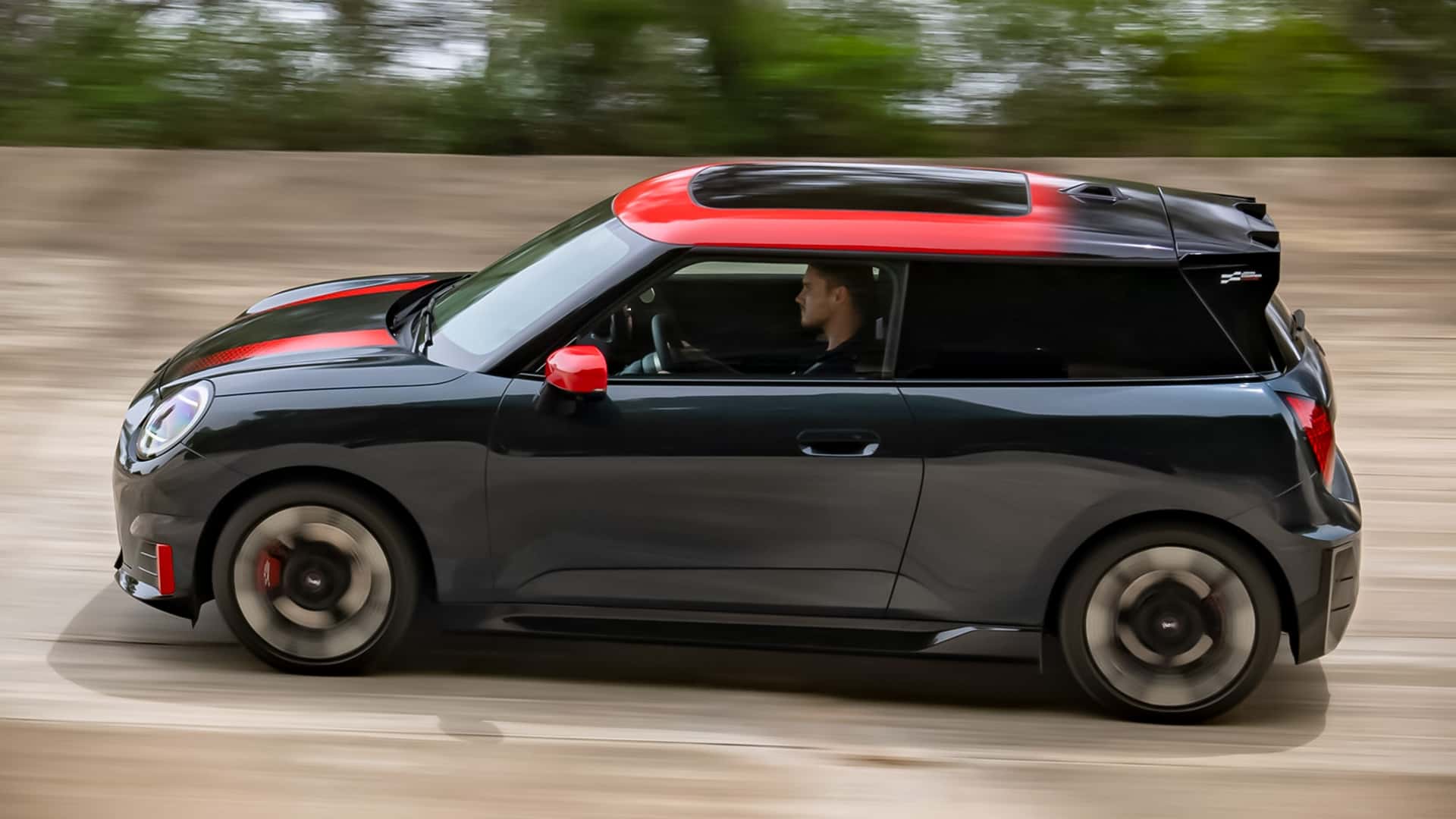 Mini John Cooper Works Electric: Ένα «καυτό» τρίθυρο hatchback