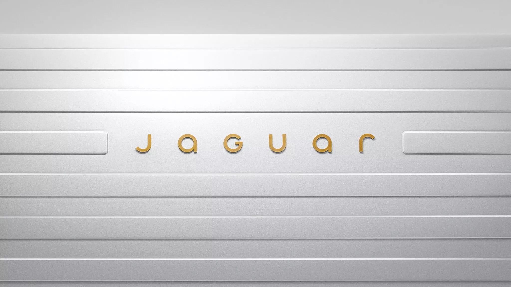 Restart για την Jaguar με νέo λογότυπο και ηλεκτρικά σχέδια για το μέλλον