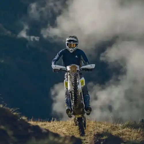 Η Husqvarna λανσάρει το νέο ηλεκτρικό εντούρο Pioneer