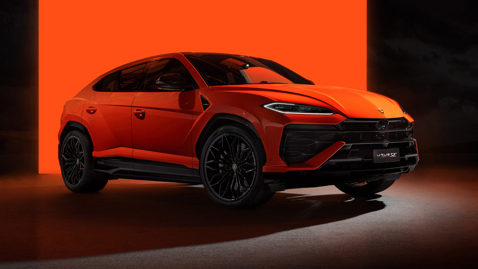 Η νέα γενιά Lamborghini Urus θα είναι προκλητικά... υβριδική