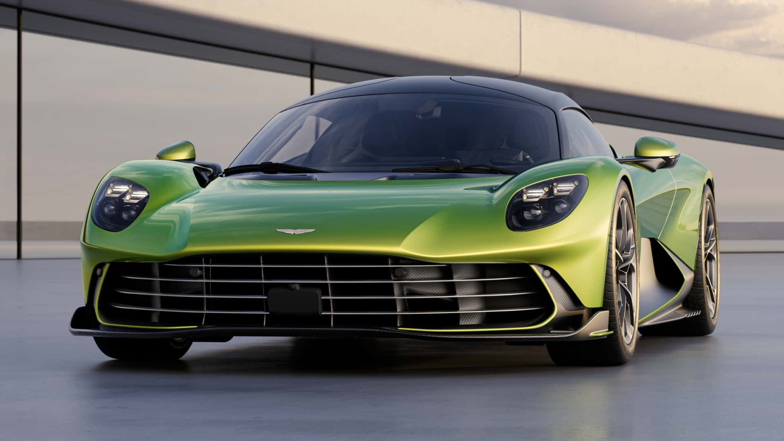 Η Aston Martin Valhalla Plug-in Hybrid έρχεται το 2025