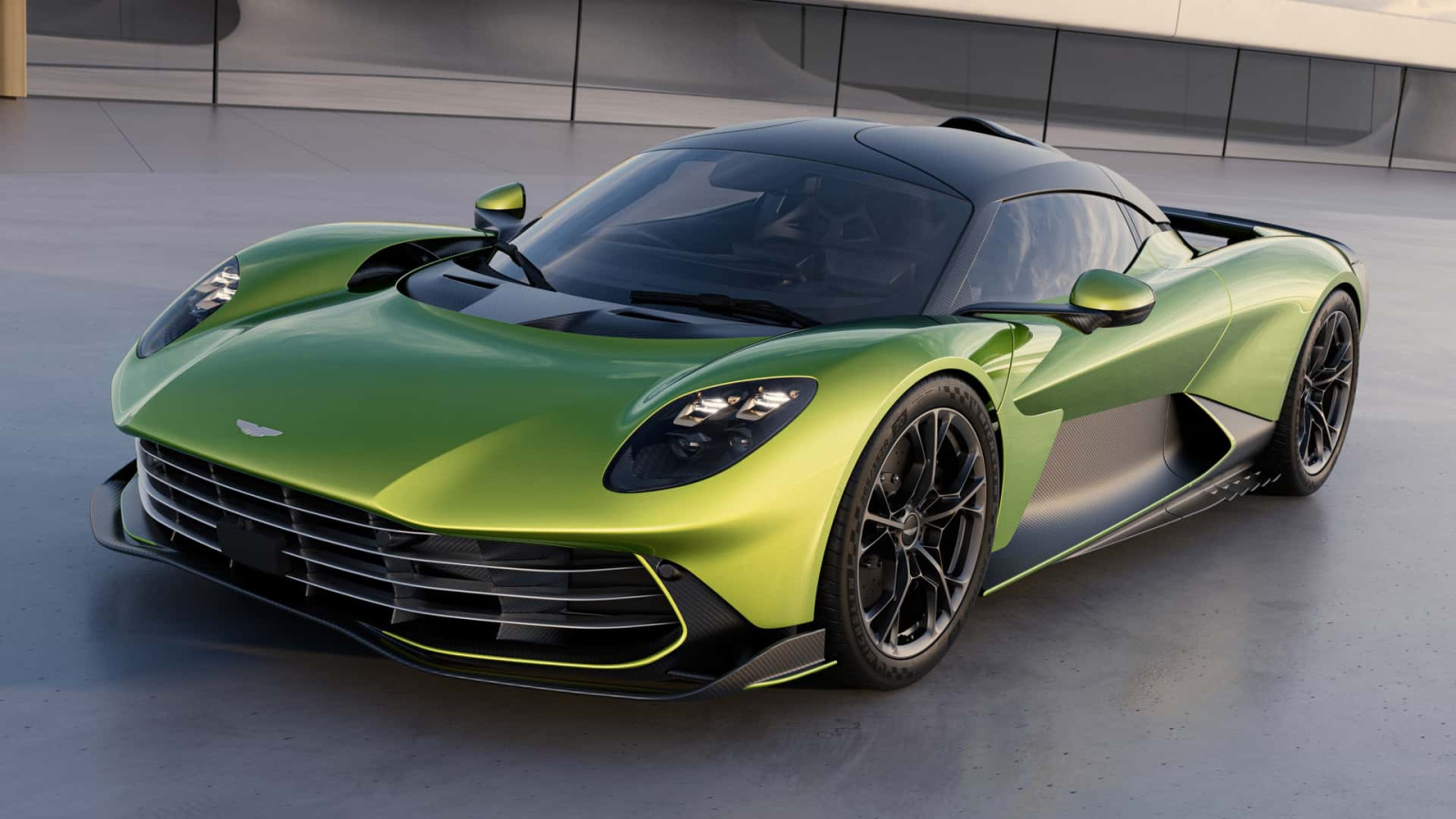 Η Aston Martin Valhalla Plug-in Hybrid έρχεται το 2025