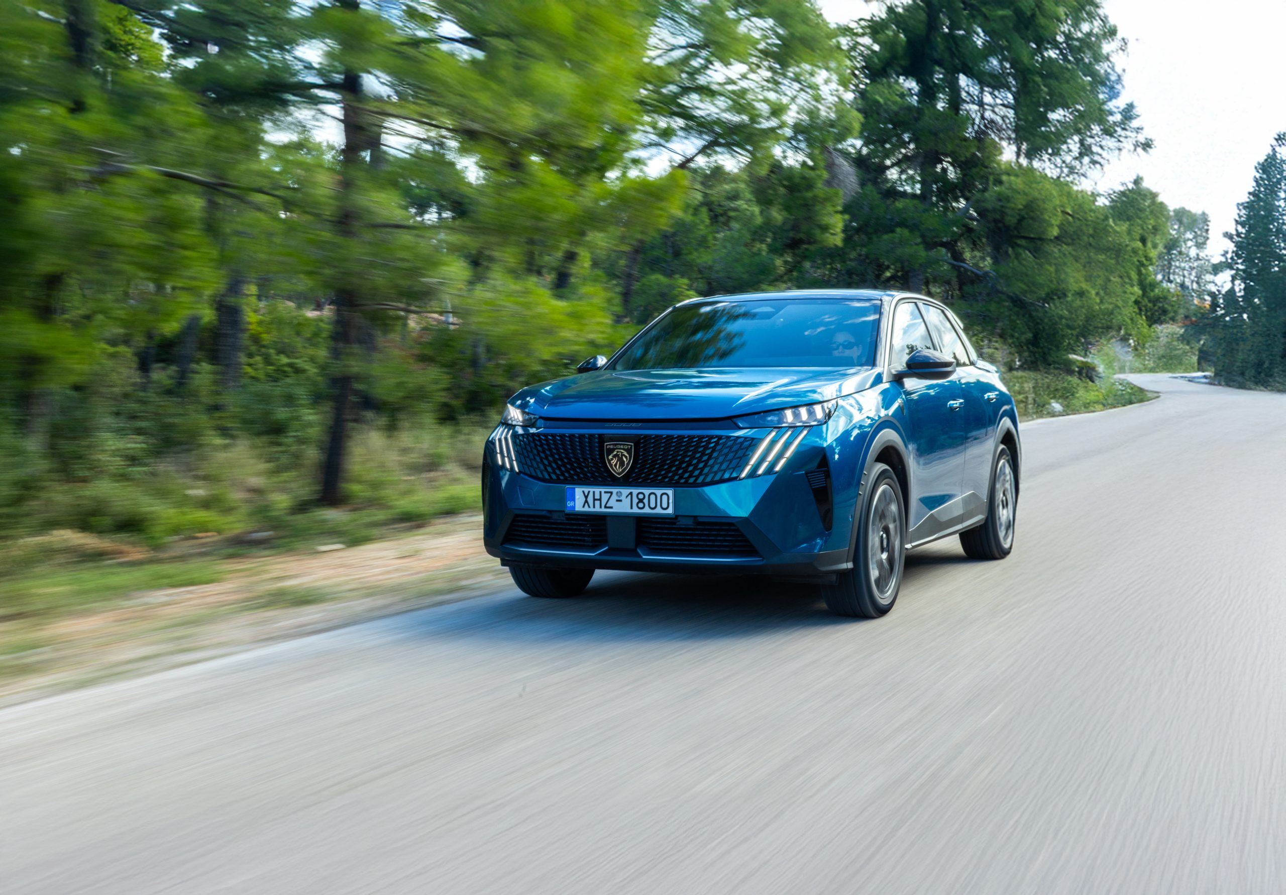 Δοκιμή Peugeot 3008 Hybrid 136 e-DCS6 – Haute couture