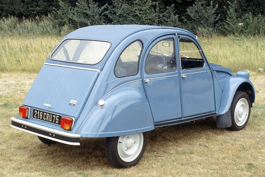 Θα μπει και το Citroen 2CV στη πρίζα;