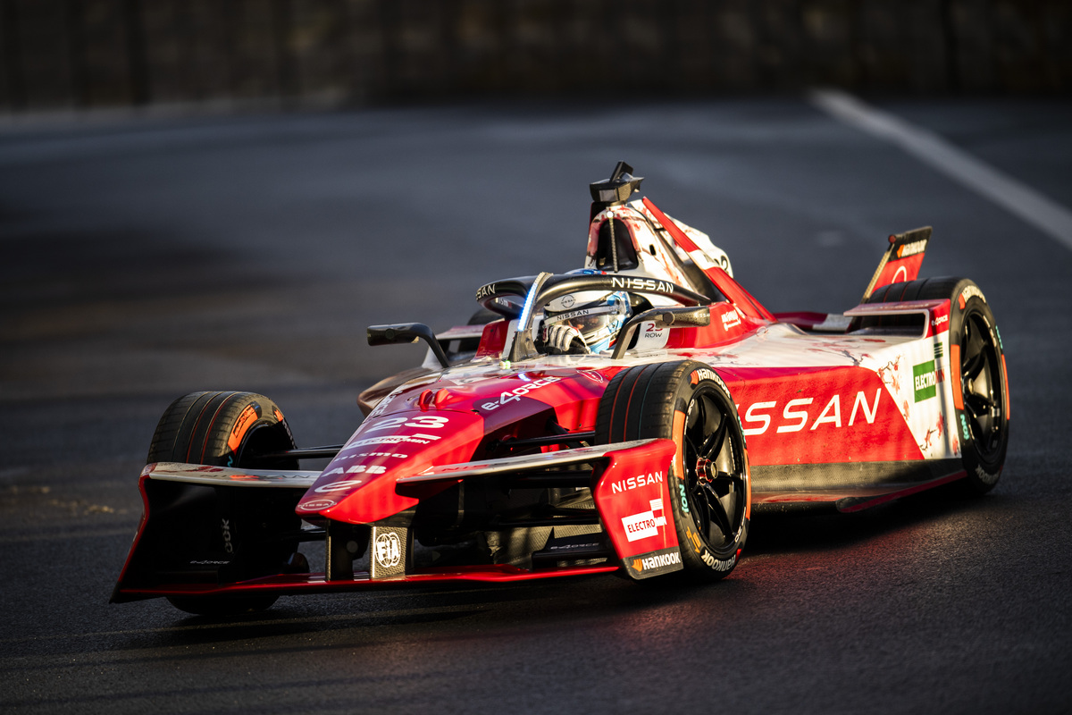 Η Nissan Formula E Team παίρνει την πρώτη της νίκη στην πόλη του Μεξικού