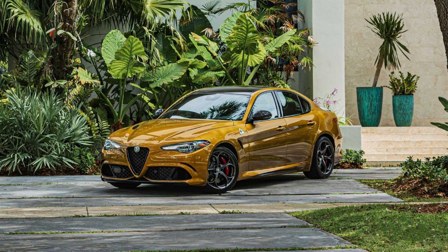 Η νέα Alfa Romeo Giulia δεν θα είναι πλέον σεντάν