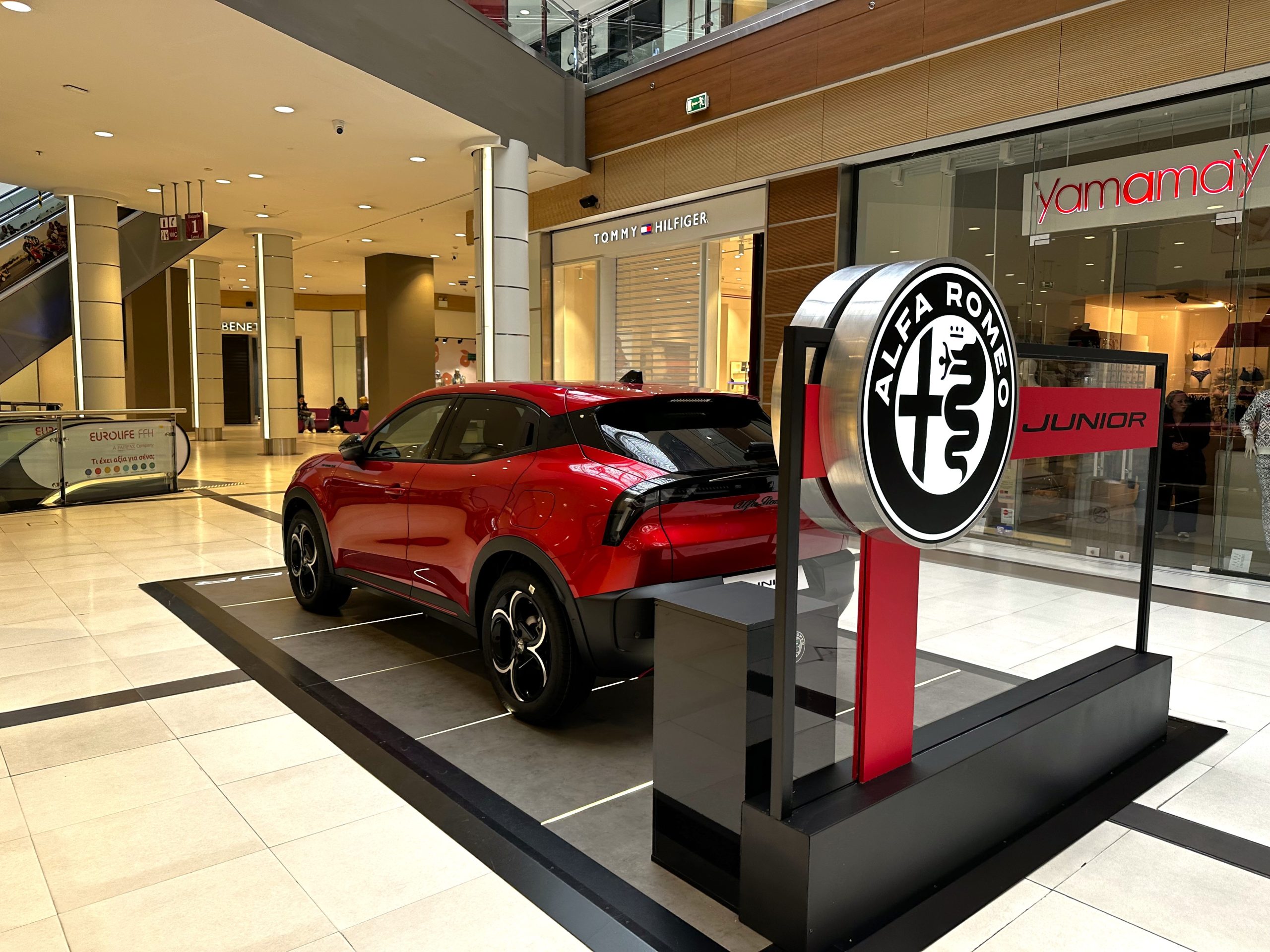 Η ολοκαίνουργια Alfa Romeo Junior στο “The Mall Athens”