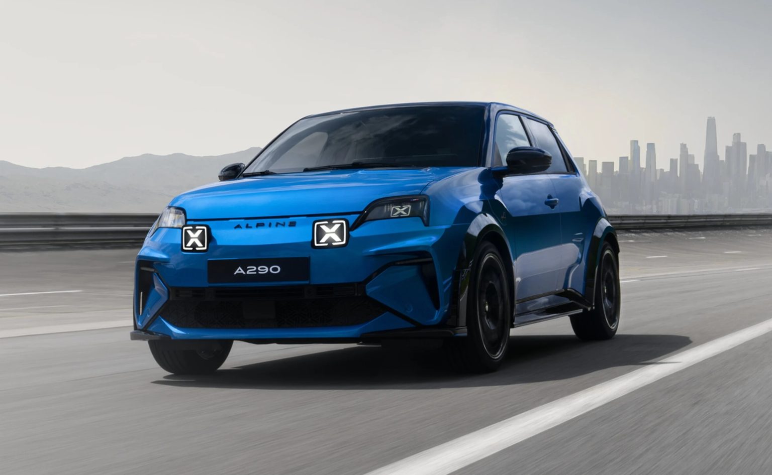 Το ηλεκτρικό hot hatch Alpine A290 κυκλοφορεί στο Ηνωμένο Βασίλειο