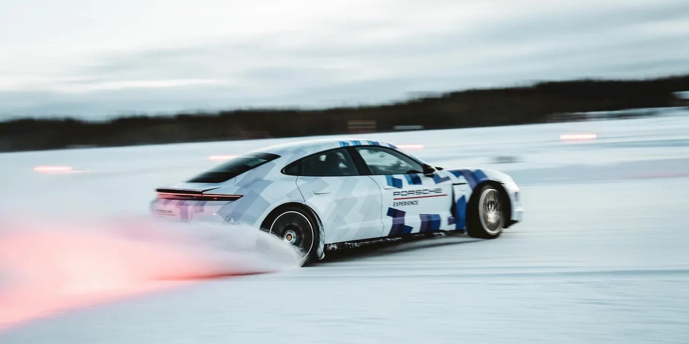 Η Porsche Taycan κάνει νέο παγκόσμιο ρεκόρ Drift για Ηλεκτρικά Οχήματα