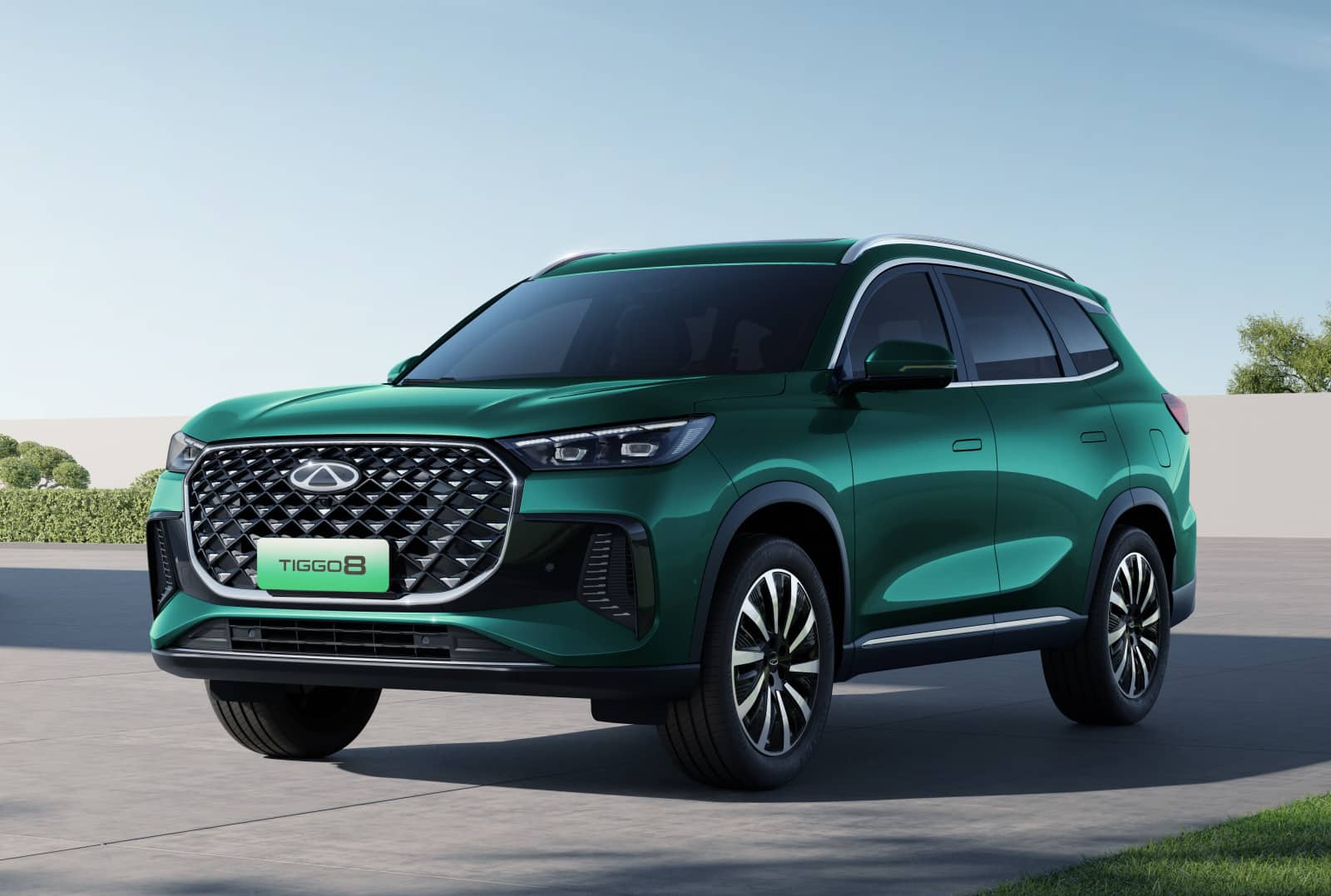 To Chery Tiggo 8 «αποβιβάζεται» στην Ευρώπη