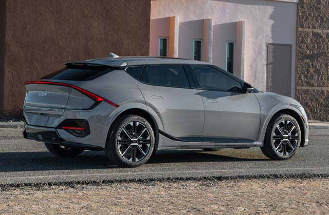 Νέο Kia EV6: Ριζική αναβάθμιση με φουτουριστικό design, high-tech cockpit και 641 ίππους!