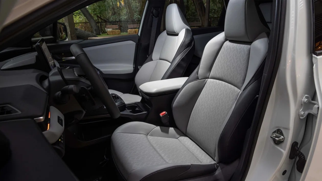 Το Solterra XT είναι εδώ και «πετάει» – Κάτω από 5'' για τα 0-100!