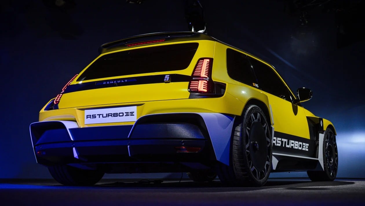 Το ηλεκτρικό τέρας των 533 ίππων που ταπεινώνει την Porsche 911 GT3!