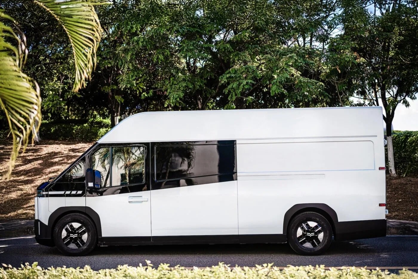 Flynt eLCV: Το ηλεκτρικό βαν που απειλεί να ανατρέψει την αγορά επαγγελματικών οχημάτων στην Ευρώπη!