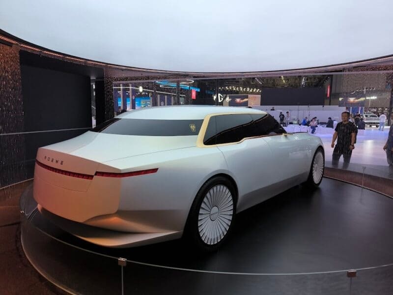 Η «λαϊκή Rolls-Royce» που σχεδίασε ο πρώην αρχισχεδιαστής της Bugatti είναι γεγονός