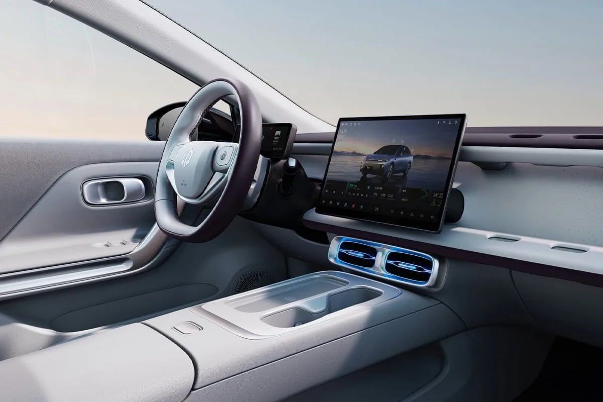 Αυτονομία 650km και premium χαρακτηριστικά - Το νέο EV από την Leapmotor