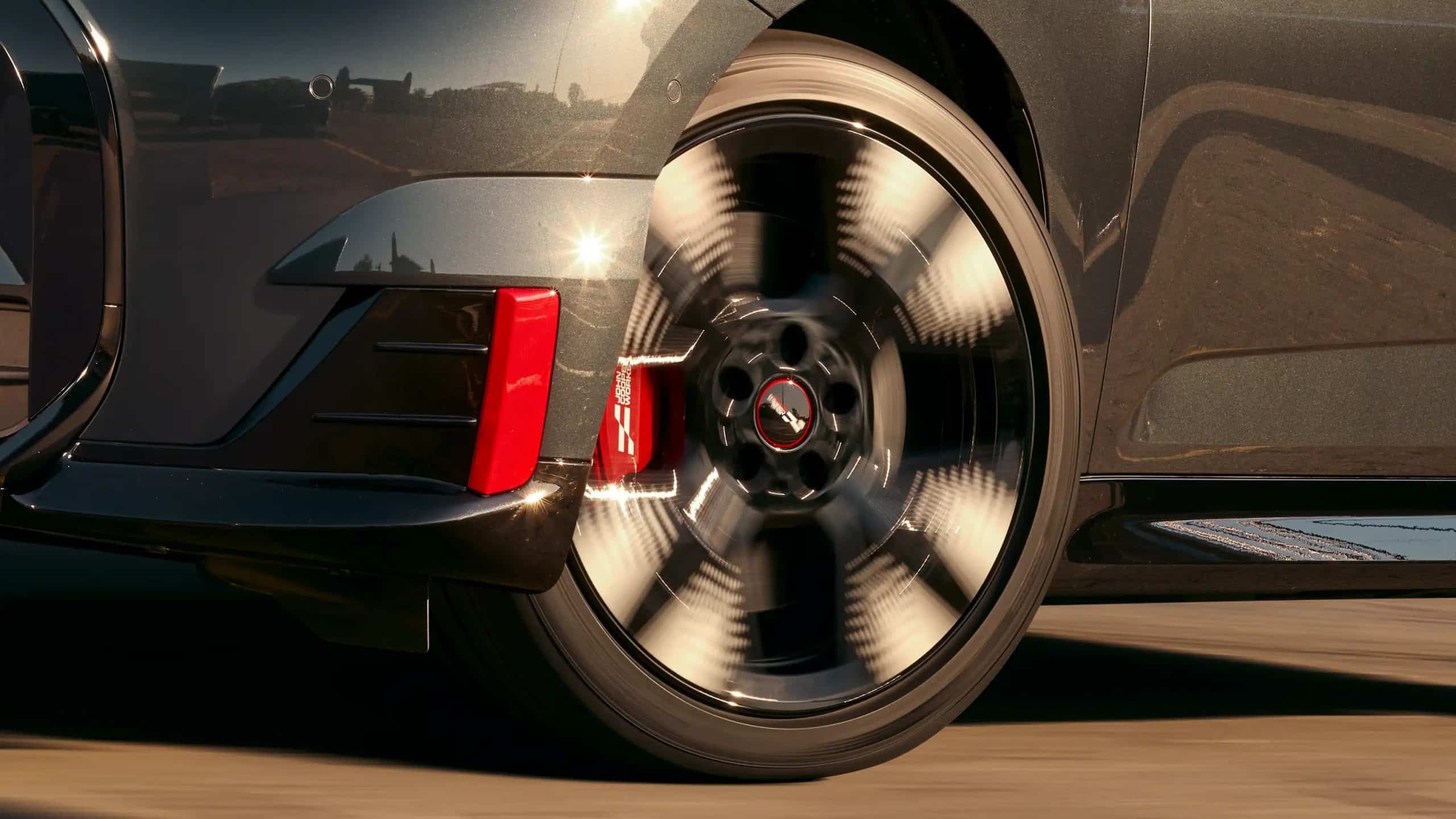 MINI Cooper JCW Electric: Το απόλυτο ηλεκτρικό MINI ήρθε στην Ελλάδα με 258 ίππους και άρωμα πίστας - Δείτε πόσο κάνει