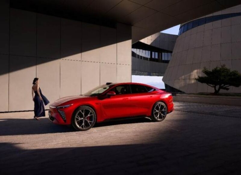 Νέο Chery Exlantix ES 2025 με 710 χλμ. αυτονομία και φόρτιση-ρεκόρ σε 9'!