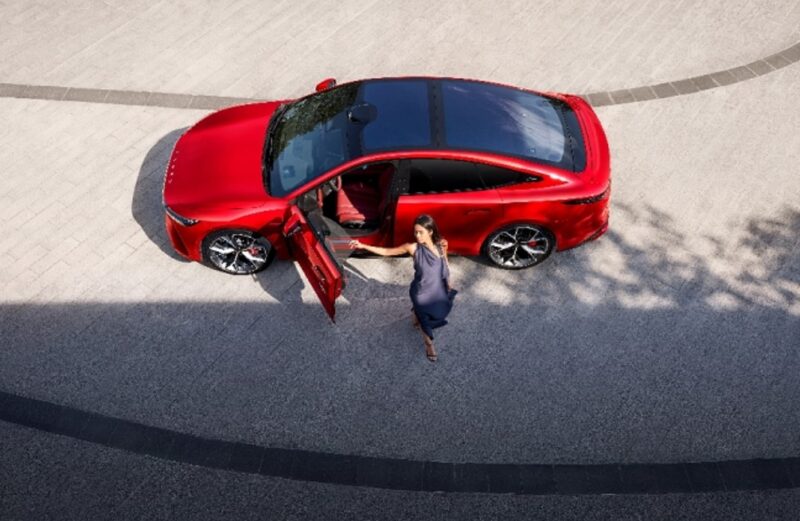 Νέο Chery Exlantix ES 2025 με 710 χλμ. αυτονομία και φόρτιση-ρεκόρ σε 9'!