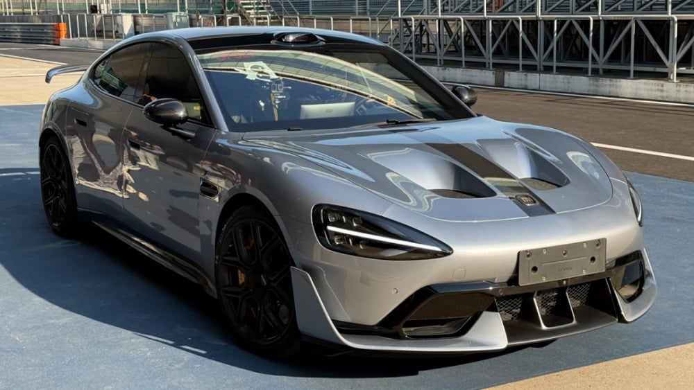 Σάλος με το Xiaomi SU7 Ultra: Το πανάκριβο καπό ήταν... διακοσμητικό!