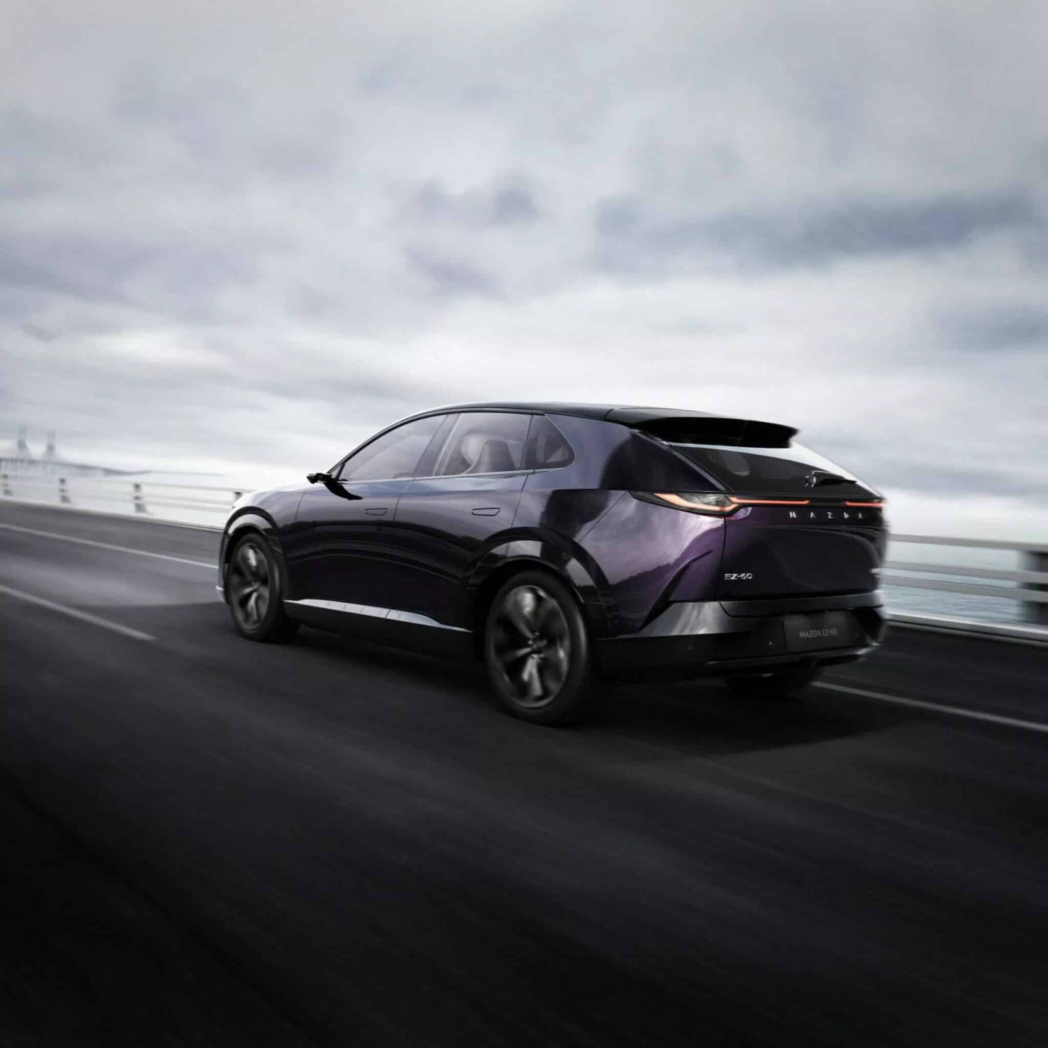 Το Mazda EZ-60 «κλέβει» τη λάμψη από το Tesla Model Y!