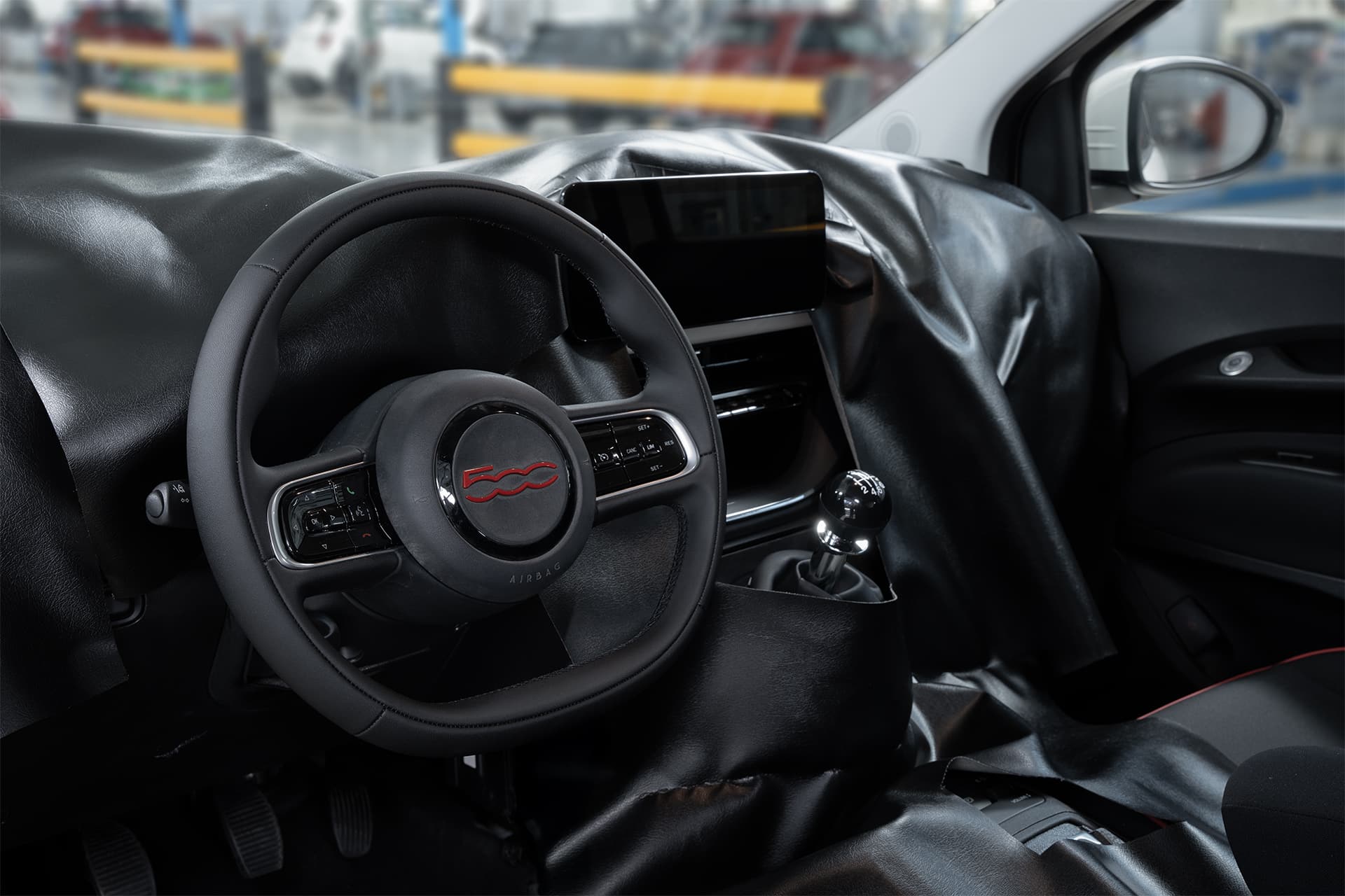 Έτοιμη η γραμμή συναρμολόγησης του νέου FIAT 500 Hybrid στο εργοστάσιο Mirafiori 