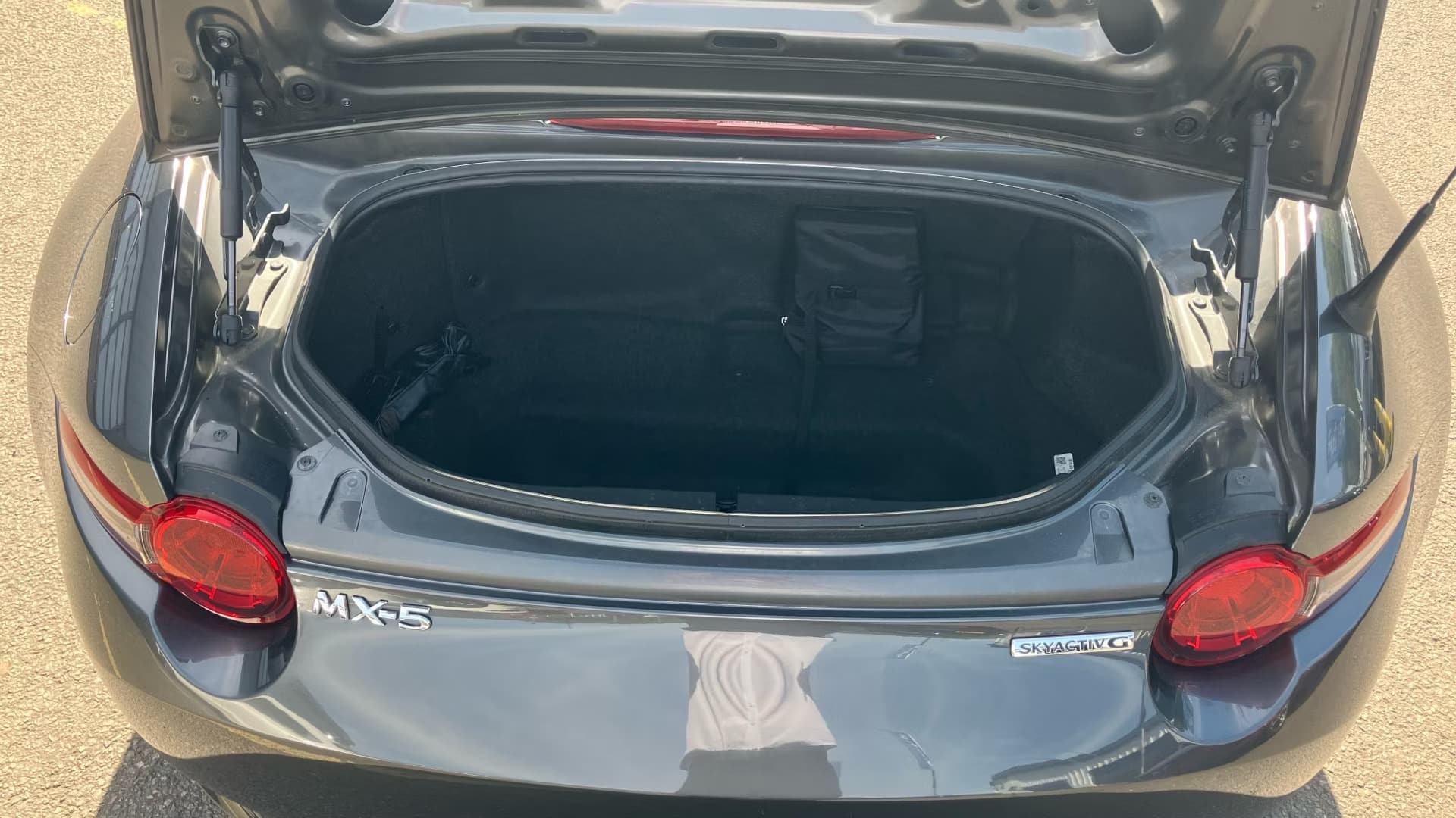 Mazda MX-5: Έρχεται ηλεκτρικό και ίσως είναι καλύτερο από ποτέ!