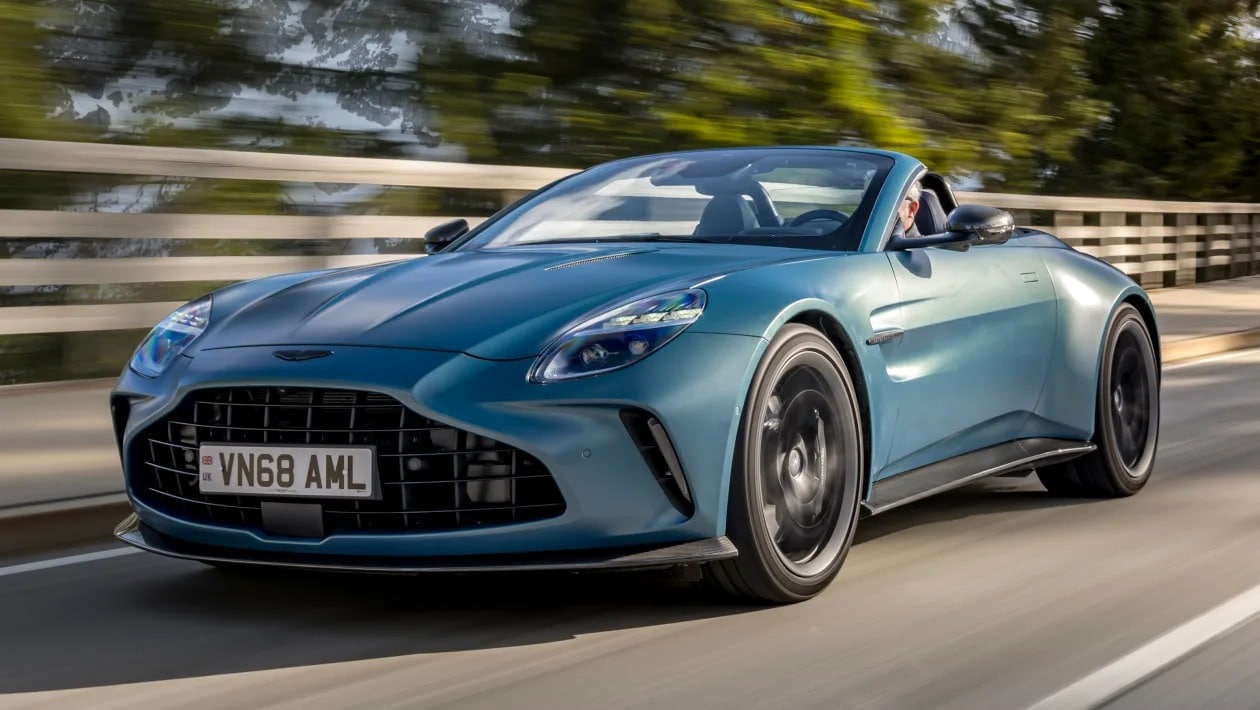 Η ανοιχτή βόμβα της Aston Martin σαρώνει ό,τι κινείται, ακόμα και την 911 Turbo!