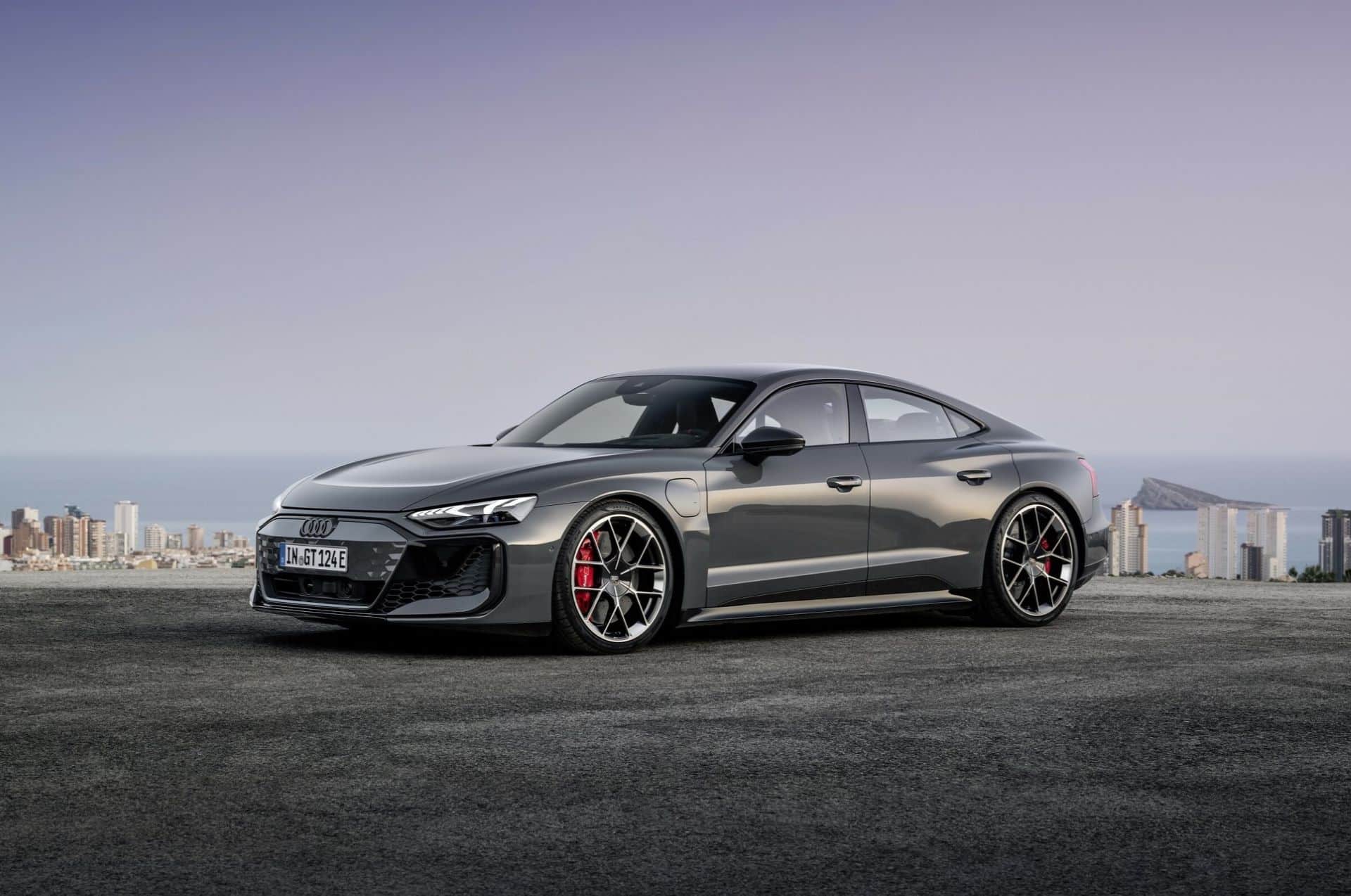 Η Audi φέρνει την παραγωγή των ηλεκτρικών SUV στις ΗΠΑ