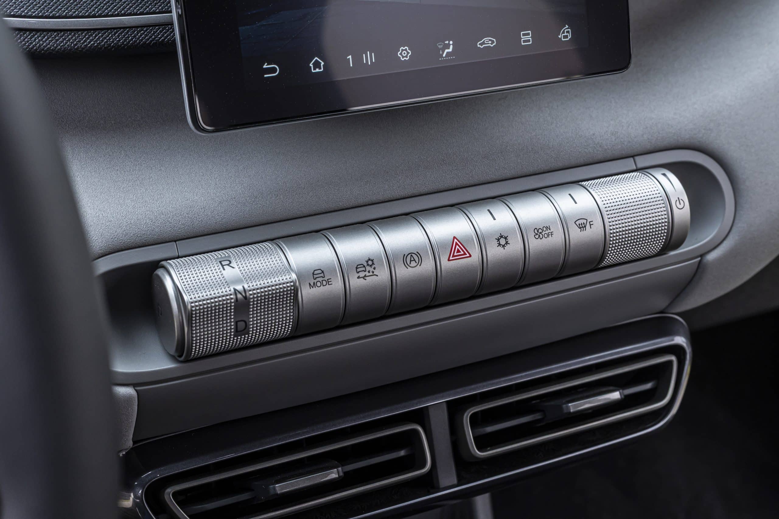 Το BYD Dolphin Surf ήρθε Ελλάδα με 157 PS για να τα σαρώσει όλα! - Δείτε εκδόσεις και τιμές