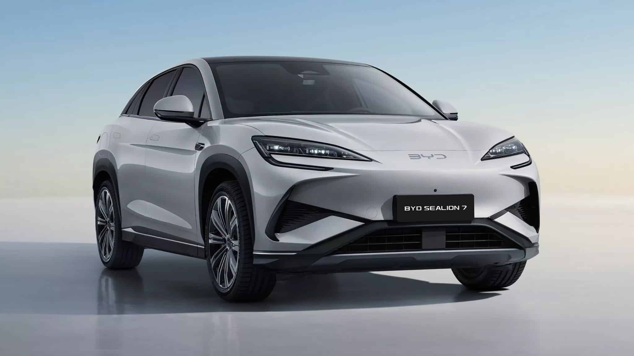 Η BYD ποντάρει στα plug-in υβριδικά - Το επόμενο μεγάλο βήμα για την Ευρώπη