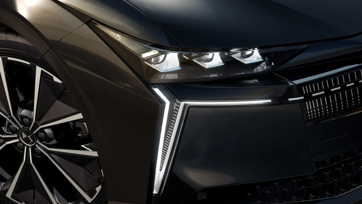 Το Νέο DS No4 έρχεται για να απειλήσει το VW Golf με ηλεκτρική έκδοση και φουλ τεχνολογία!