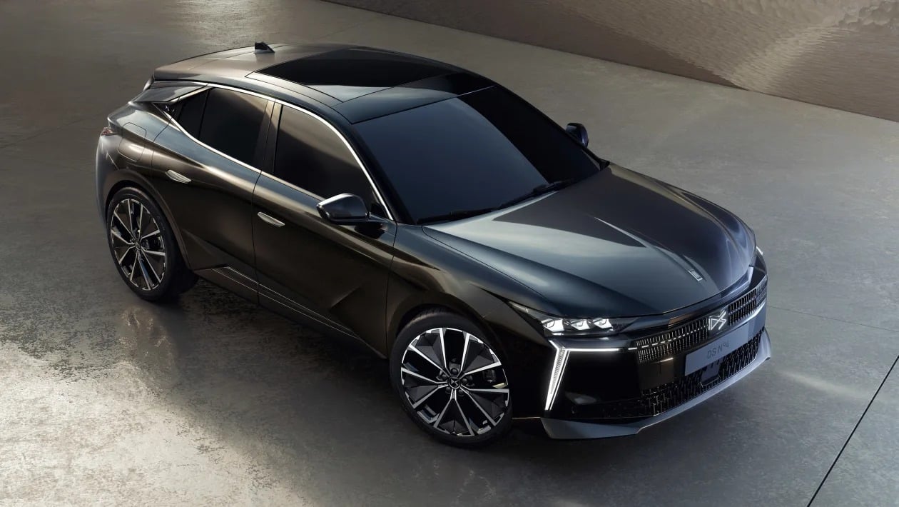 Το Νέο DS No4 έρχεται για να απειλήσει το VW Golf με ηλεκτρική έκδοση και φουλ τεχνολογία!