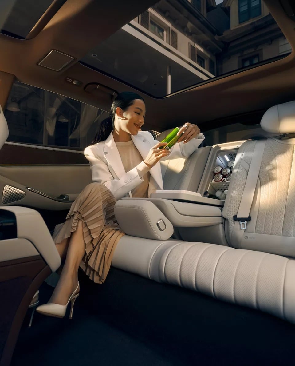 Με 965 ίππους και τετρακίνηση, αυτό το κινέζικο «όπλο» ξεπερνά την Porsche Taycan!