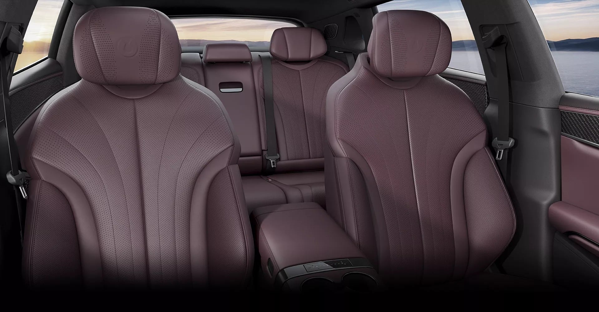 Με 965 ίππους και τετρακίνηση, αυτό το κινέζικο «όπλο» ξεπερνά την Porsche Taycan!