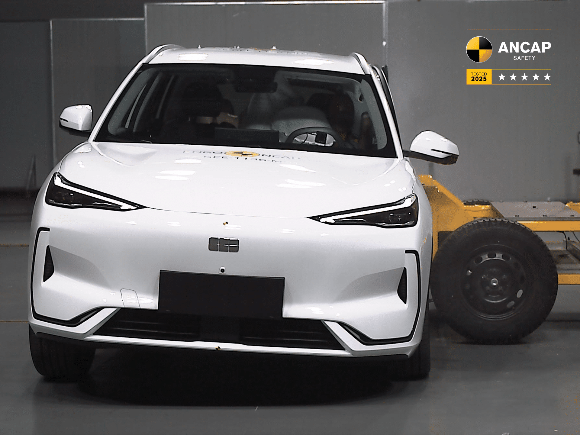 Η Geely Auto πρωτοπορεί στην ασφάλεια, με διπλή αξιολόγηση 5 Αστέρων για το μοντέλο ΕΧ5