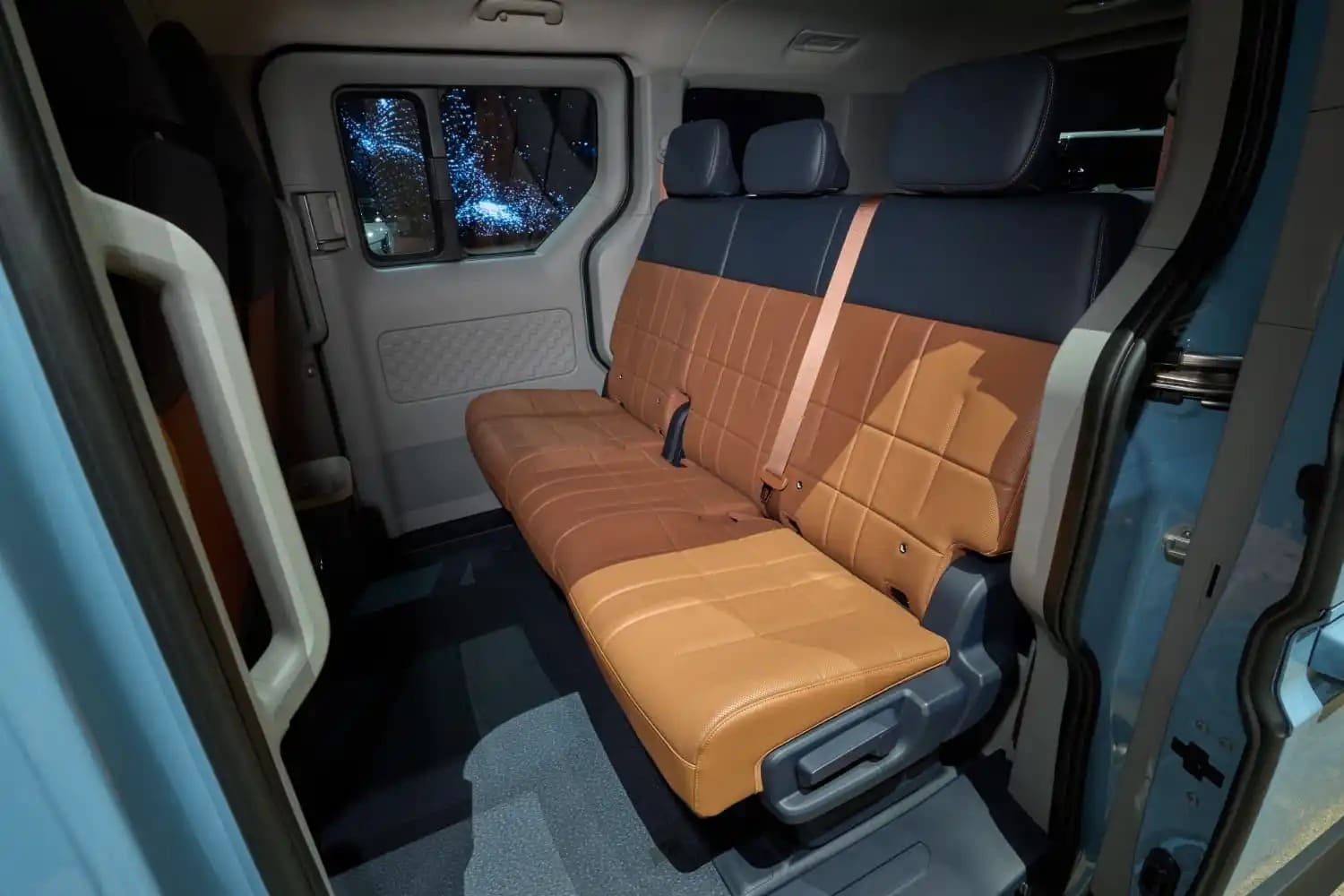 Έσκασε το Kia PV5 - Το νέο ηλεκτρικό βαν που αλλάζει τους κανόνες!