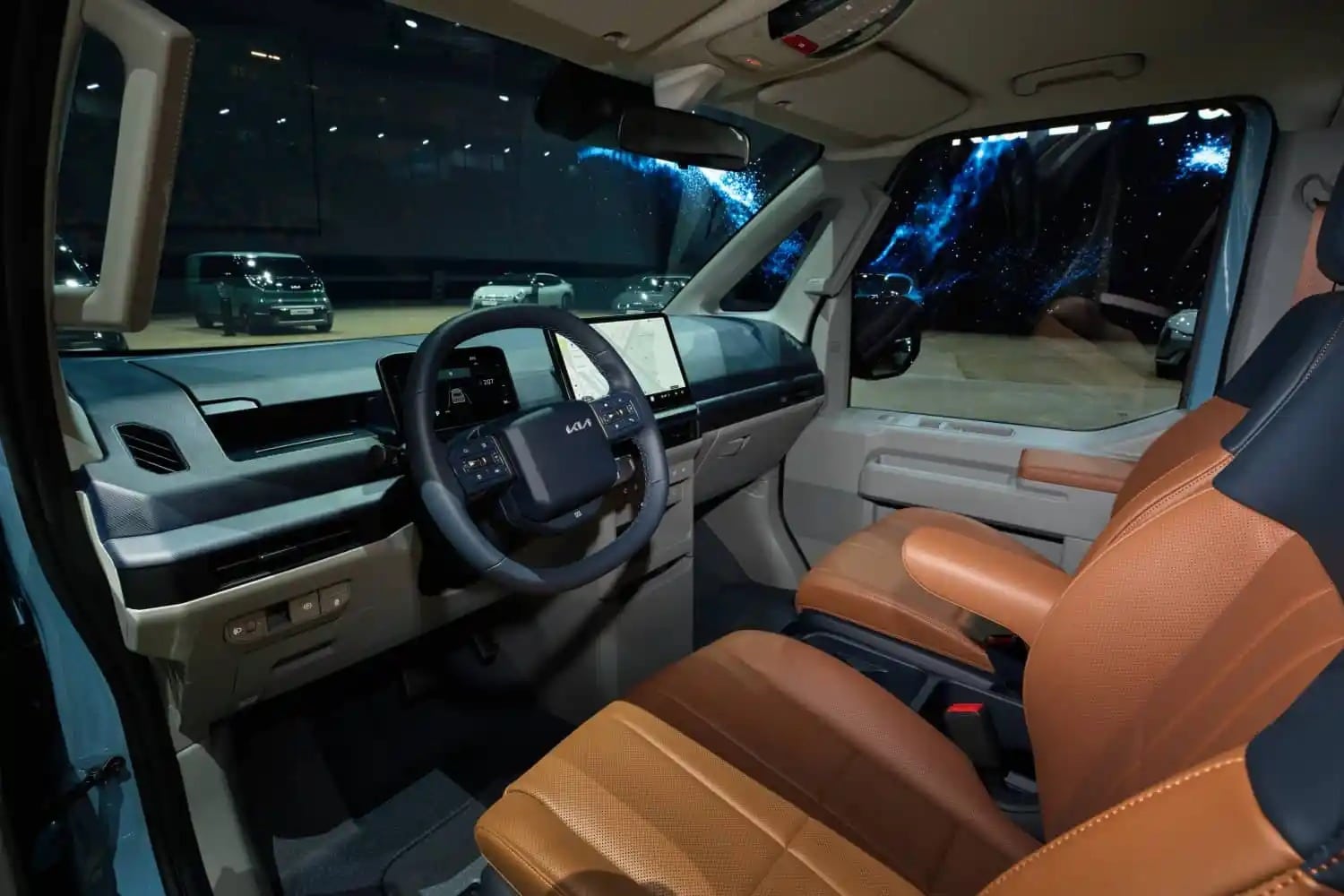 Έσκασε το Kia PV5 - Το νέο ηλεκτρικό βαν που αλλάζει τους κανόνες!