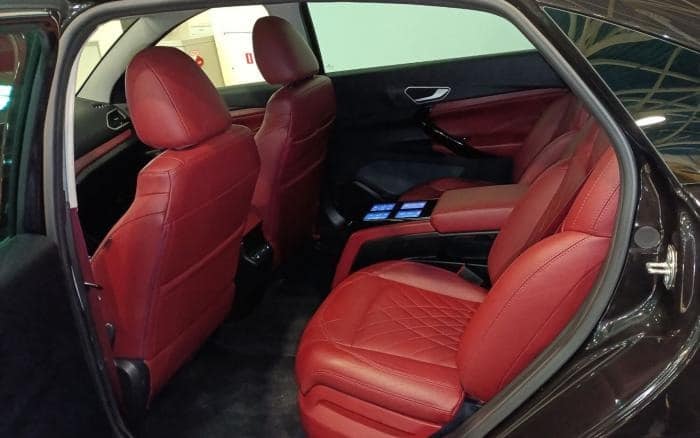 Αυτό είναι το νέο ηλεκτρικό Lada Aura με 163 PS και αυτονομία 350 χλμ.! <p data-wpview-marker=