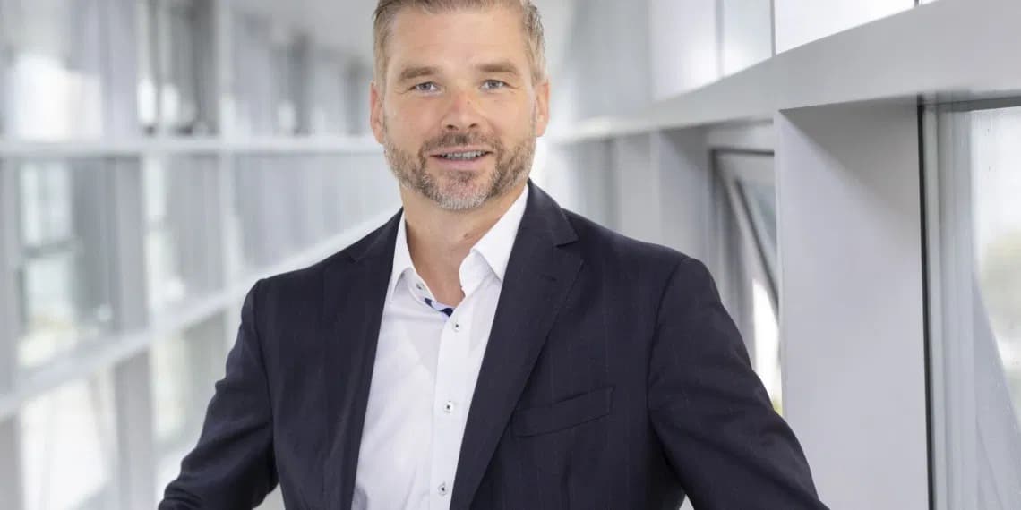 Martin Resch: Πώς η Leapmotor επεκτείνεται στην αγορά EVs με τη βοήθεια της Stellantis