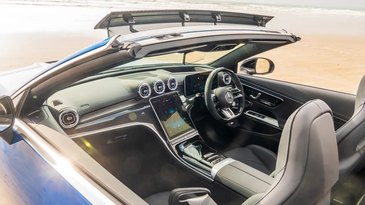 Η Mercedes-AMG CLE 53 κάνει τα plug-in να μοιάζουν με... ηλεκτρικά ποδήλατα!