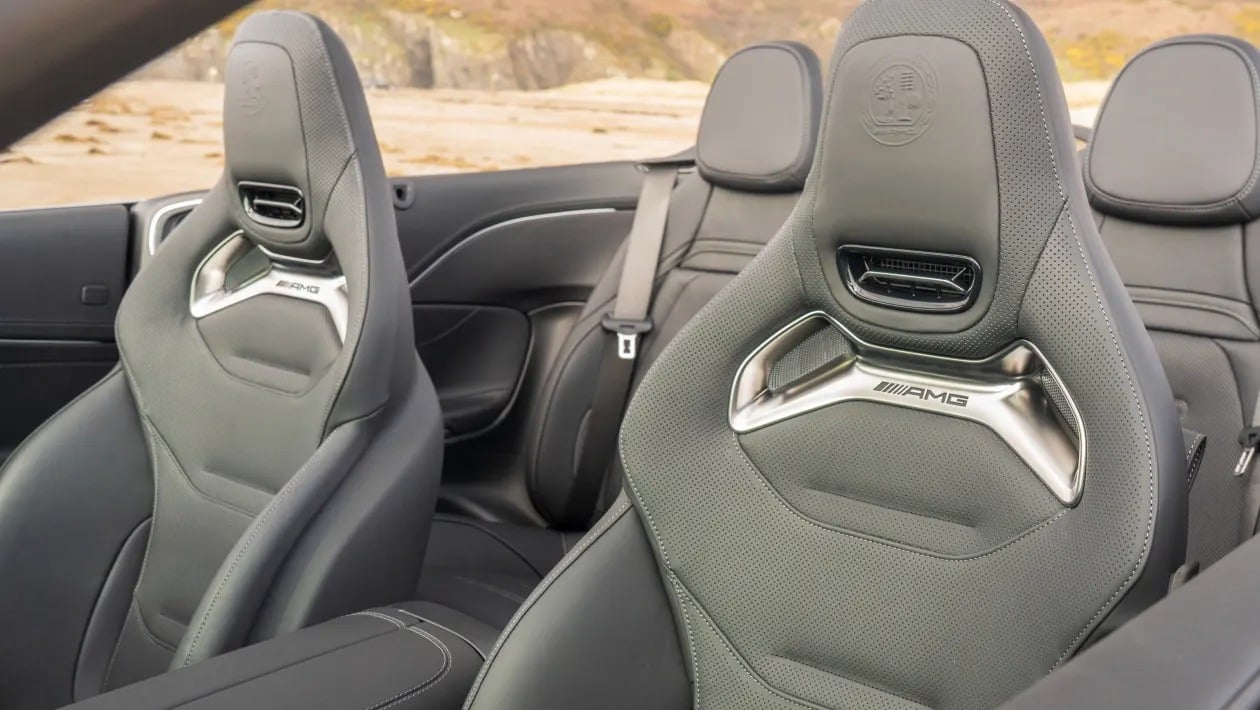 Η Mercedes-AMG CLE 53 κάνει τα plug-in να μοιάζουν με... ηλεκτρικά ποδήλατα!