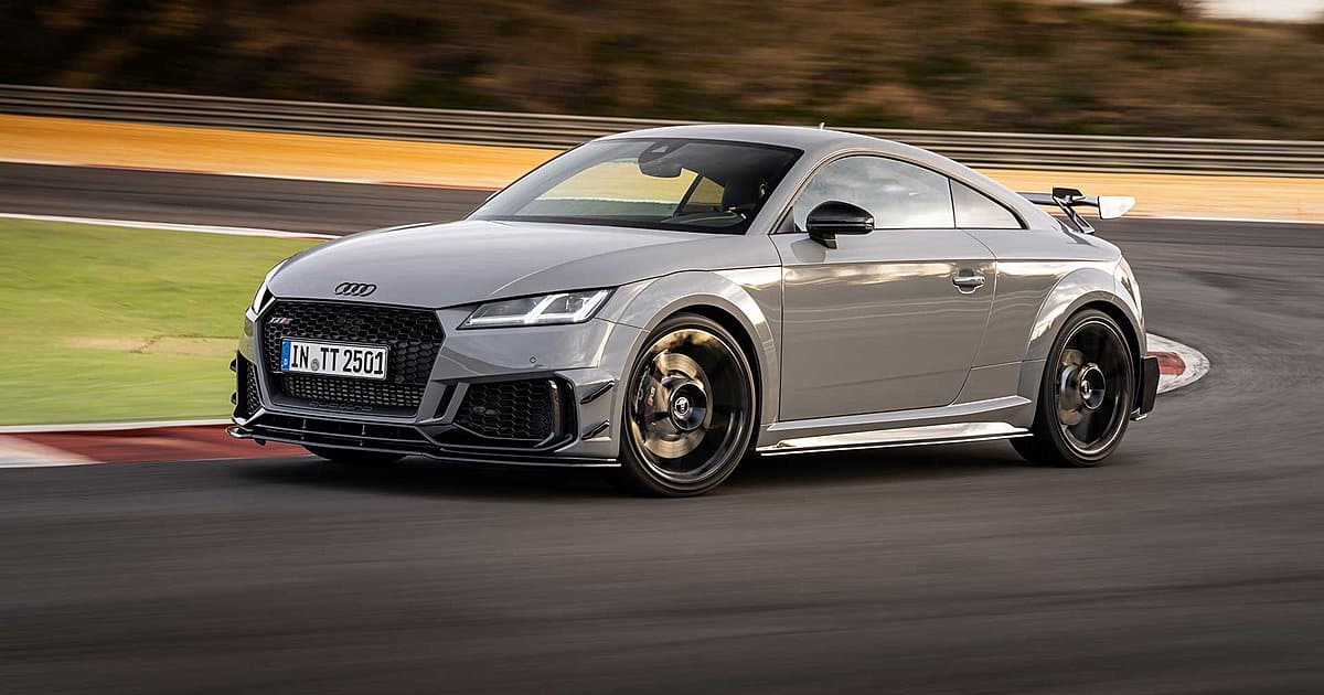 Το Audi TT επιστρέφει με ηλεκτρική «καρδιά»