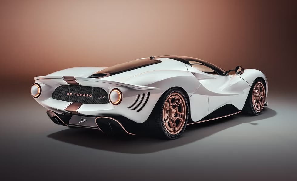 Αναγέννηση με 700 Ίππους - Το De Tomaso P72 επιστρέφει για να συντρίψει τα Supercars!