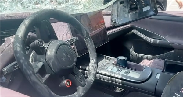 Xiaomi SU7 Max: Το «πάτησε» φορτηγό και εξακολουθεί να λειτουργεί!