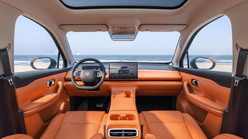 Νέο Leapmotor C10: Το ηλεκτρικό crossover-έκπληξη με 605 χλμ. αυτονομία και 299 PS