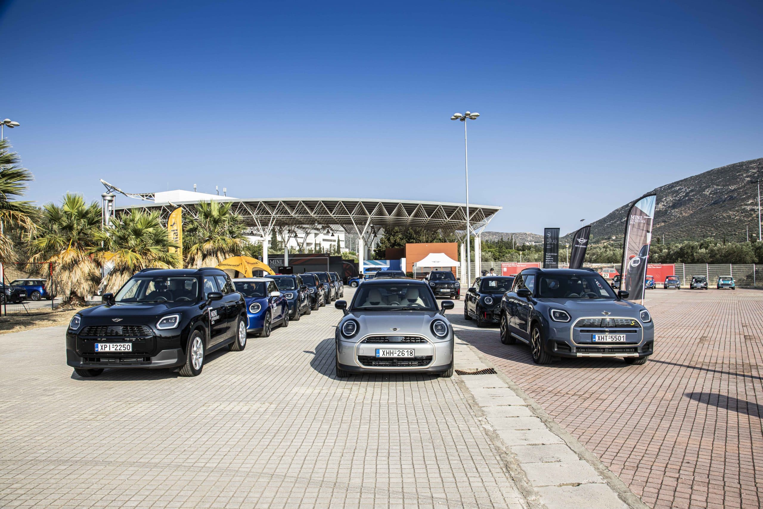 Η νέα οικογένεια μοντέλων MINI John Cooper Works