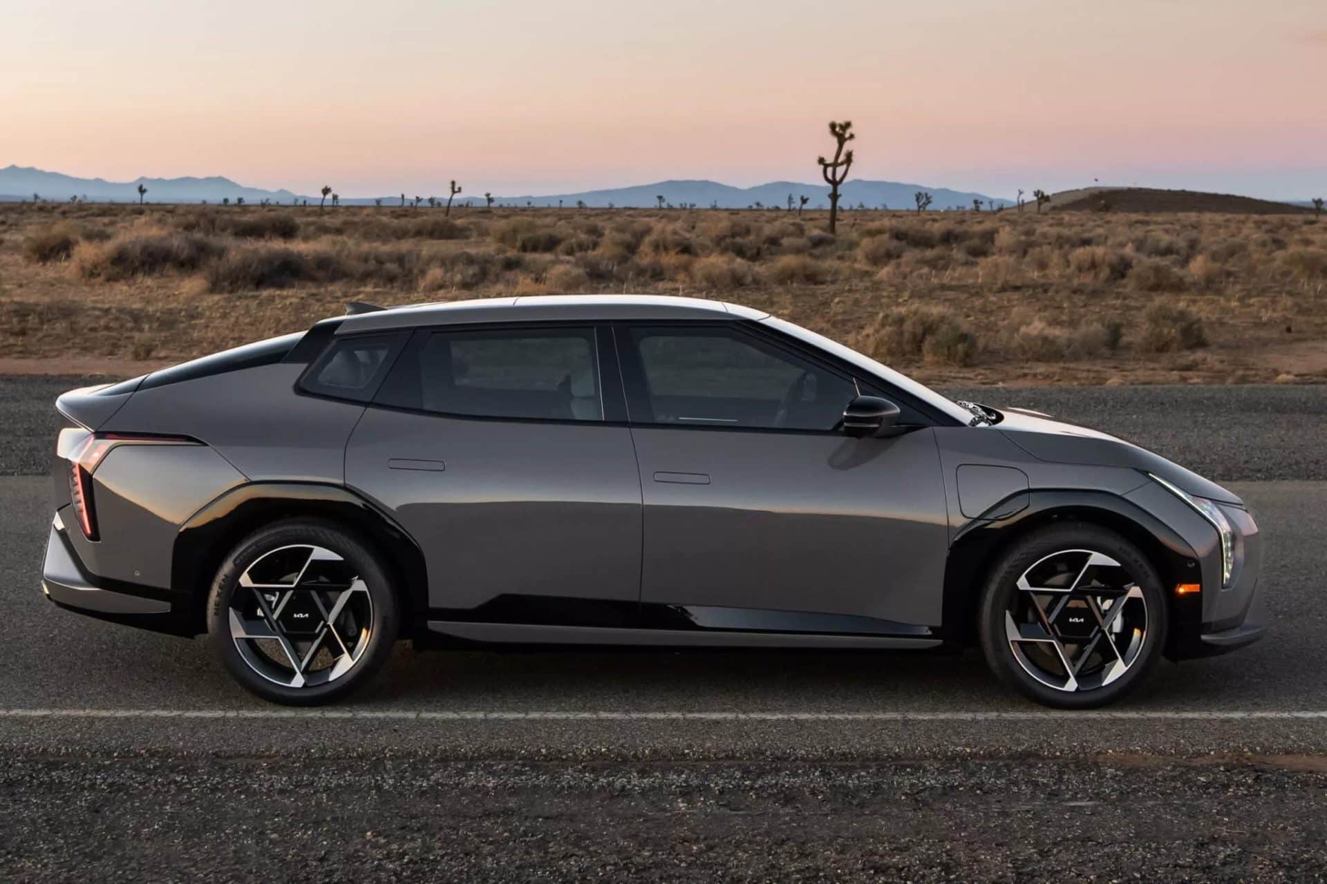 Η Kia με το EV4 ξαναγράφει τους κανόνες της κατηγορίας C